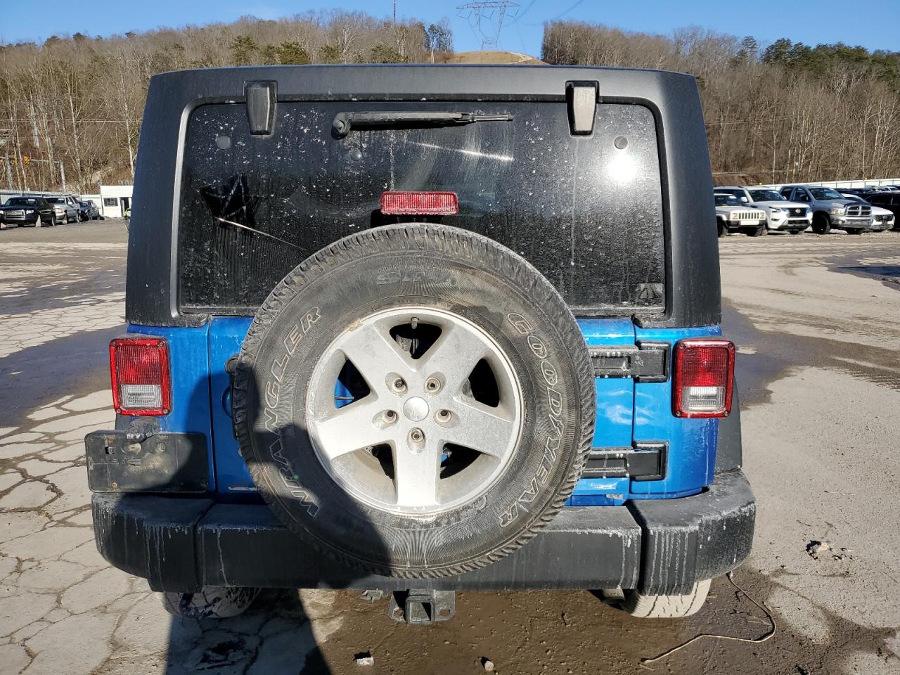 2015 Jeep Wrangler - Image 6