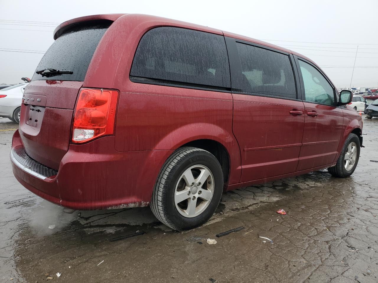 2011 Dodge Caravan - Image 3