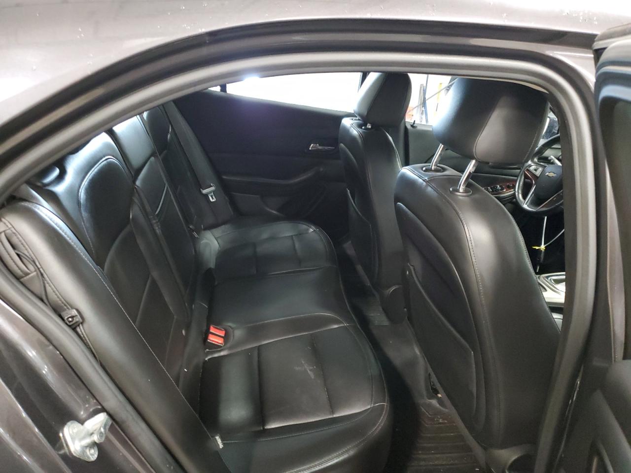 2013 Chevrolet Malibu - Image 10