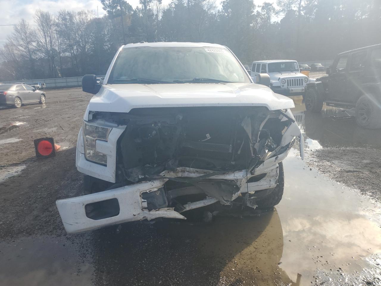 2015 Ford F-150 - Image 5