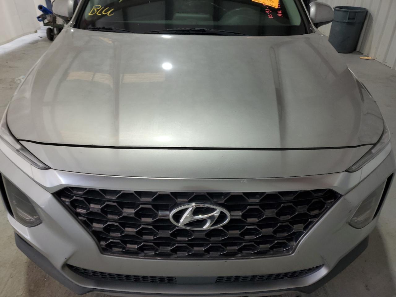 2020 Hyundai Santa Fe - Image 12