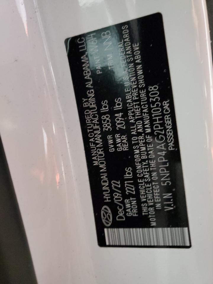 2023 Hyundai Elantra - Image 13