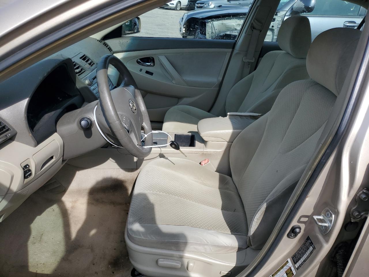 2009 Toyota Camry - Image 7