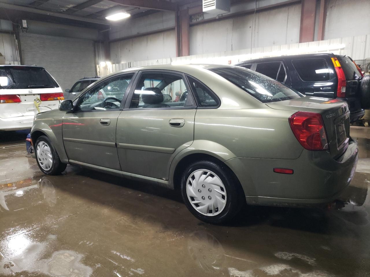 2004 Suzuki Forenza - Image 2