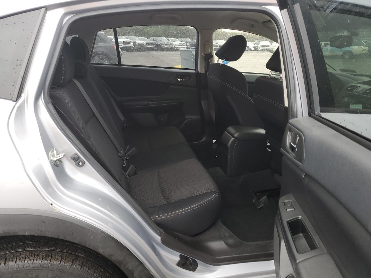 2014 Subaru XV - Image 12