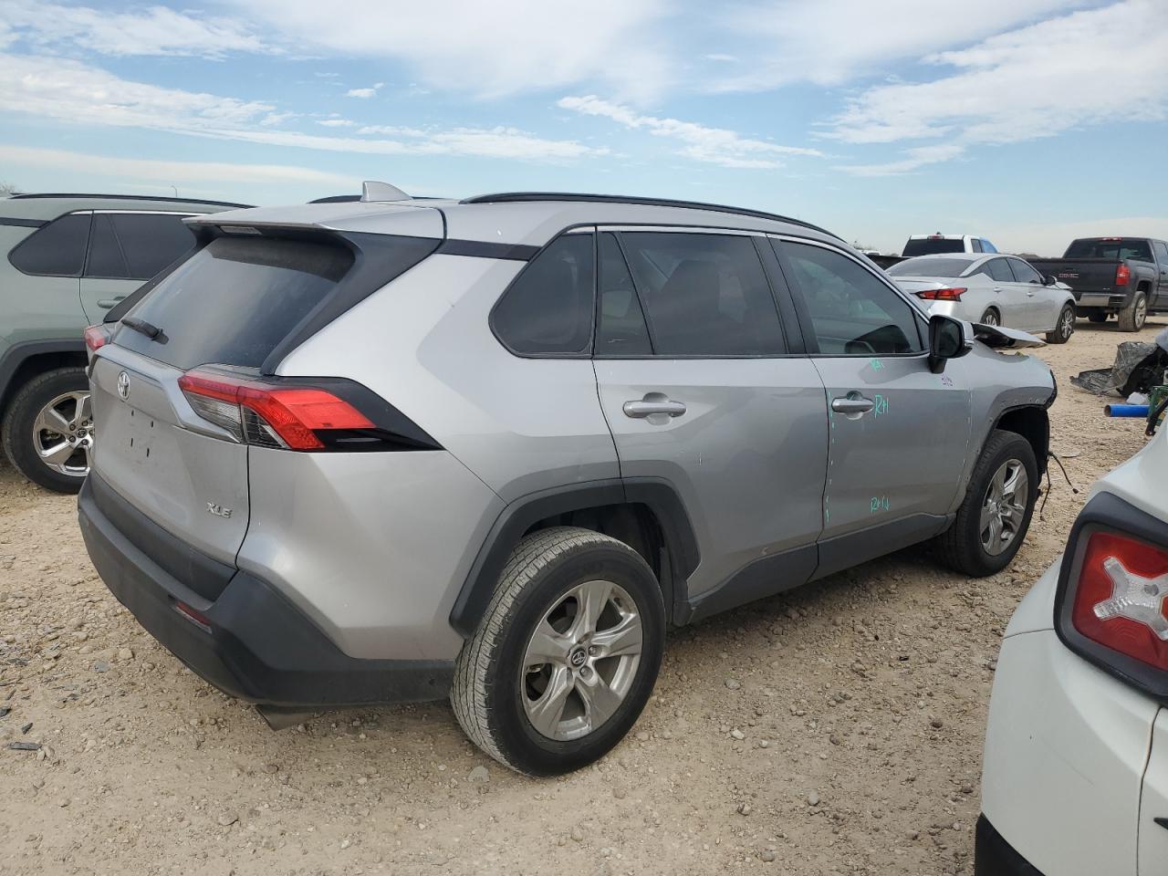 2020 Toyota RAV 4 - Image 3