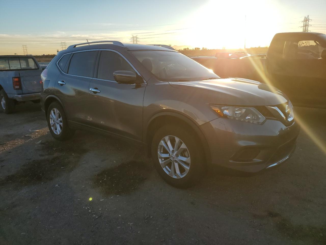 2016 Nissan Rogue - Image 4