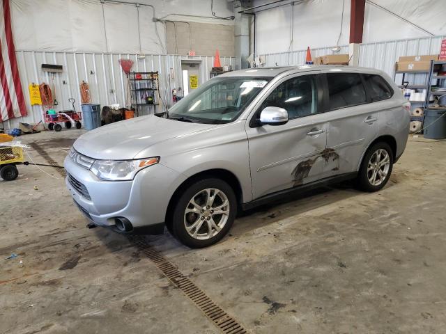  MITSUBISHI OUTLANDER 2014 Silver