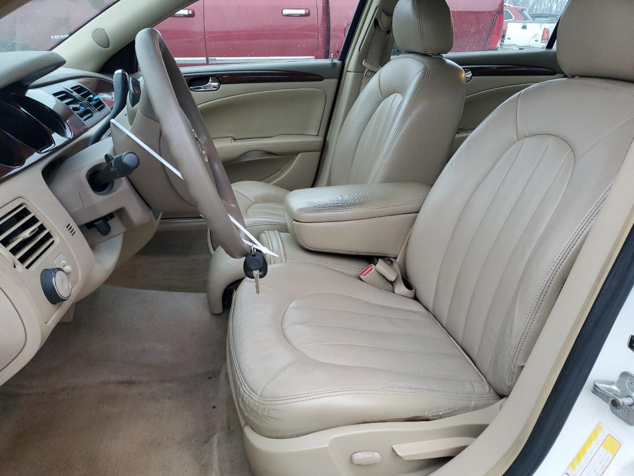 2006 Buick Lucerne - Image 7