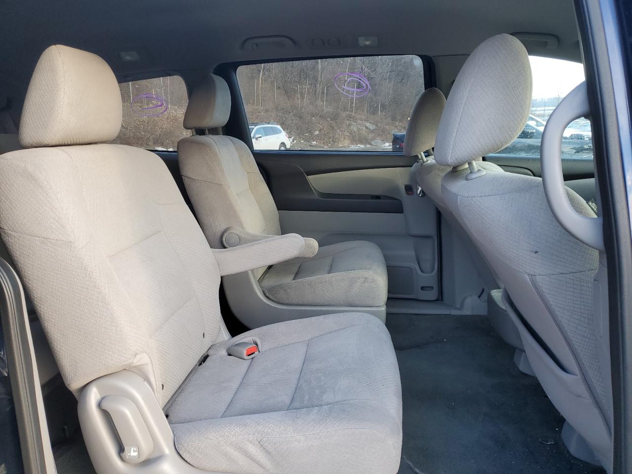 2016 Honda Odyssey - Image 11