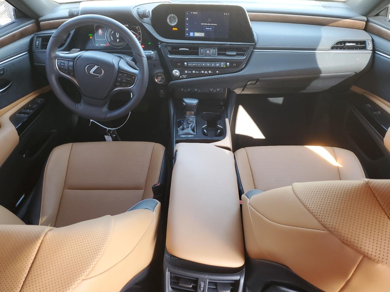 2024 Lexus ES - Image 8