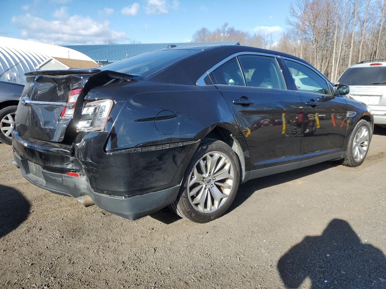 2016 Ford Taurus - Image 3