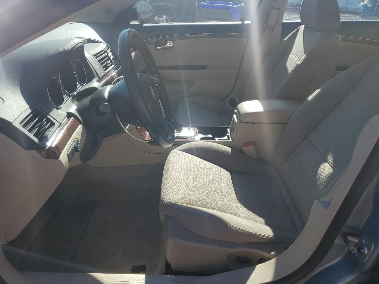 2009 Saturn Aura - Image 7