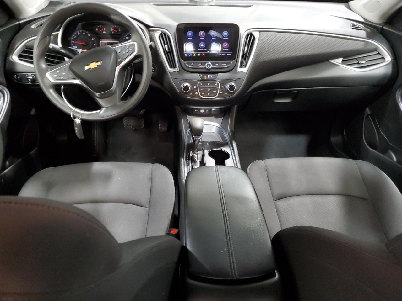 2022 Chevrolet Malibu - Image 8