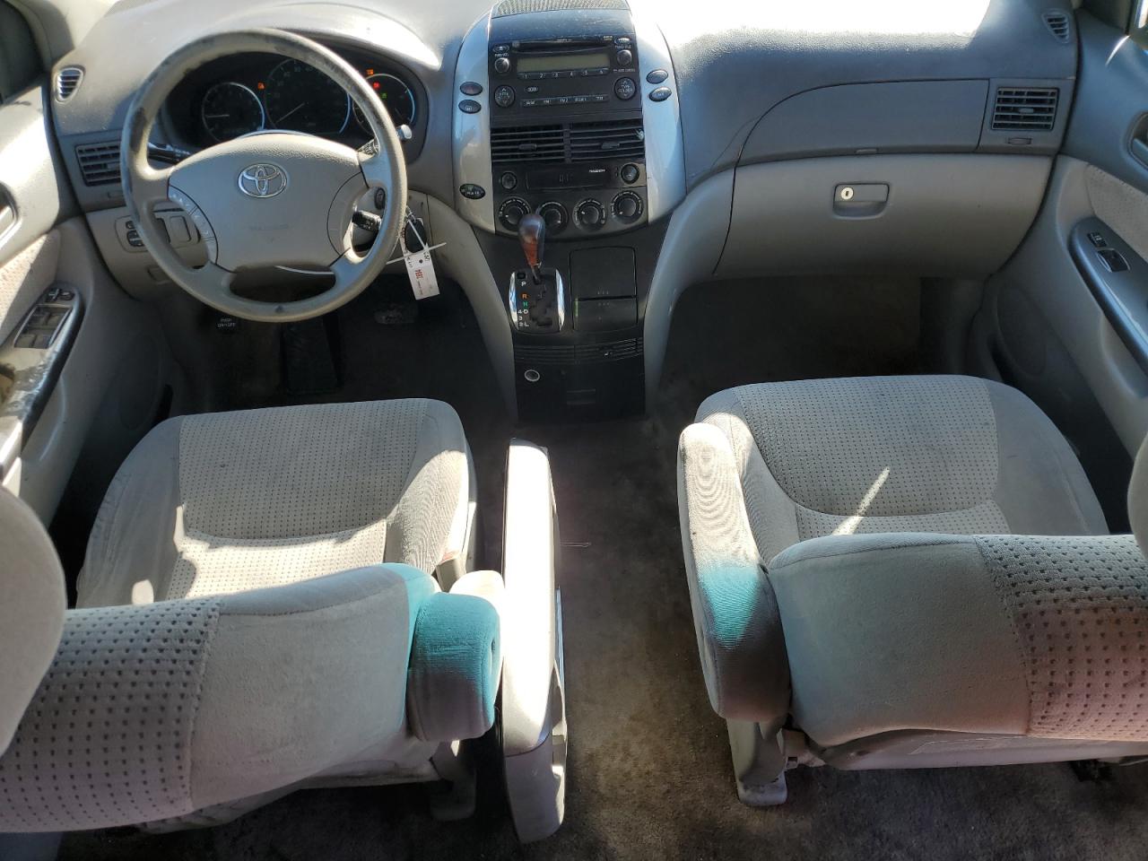 2007 Toyota Sienna - Image 8