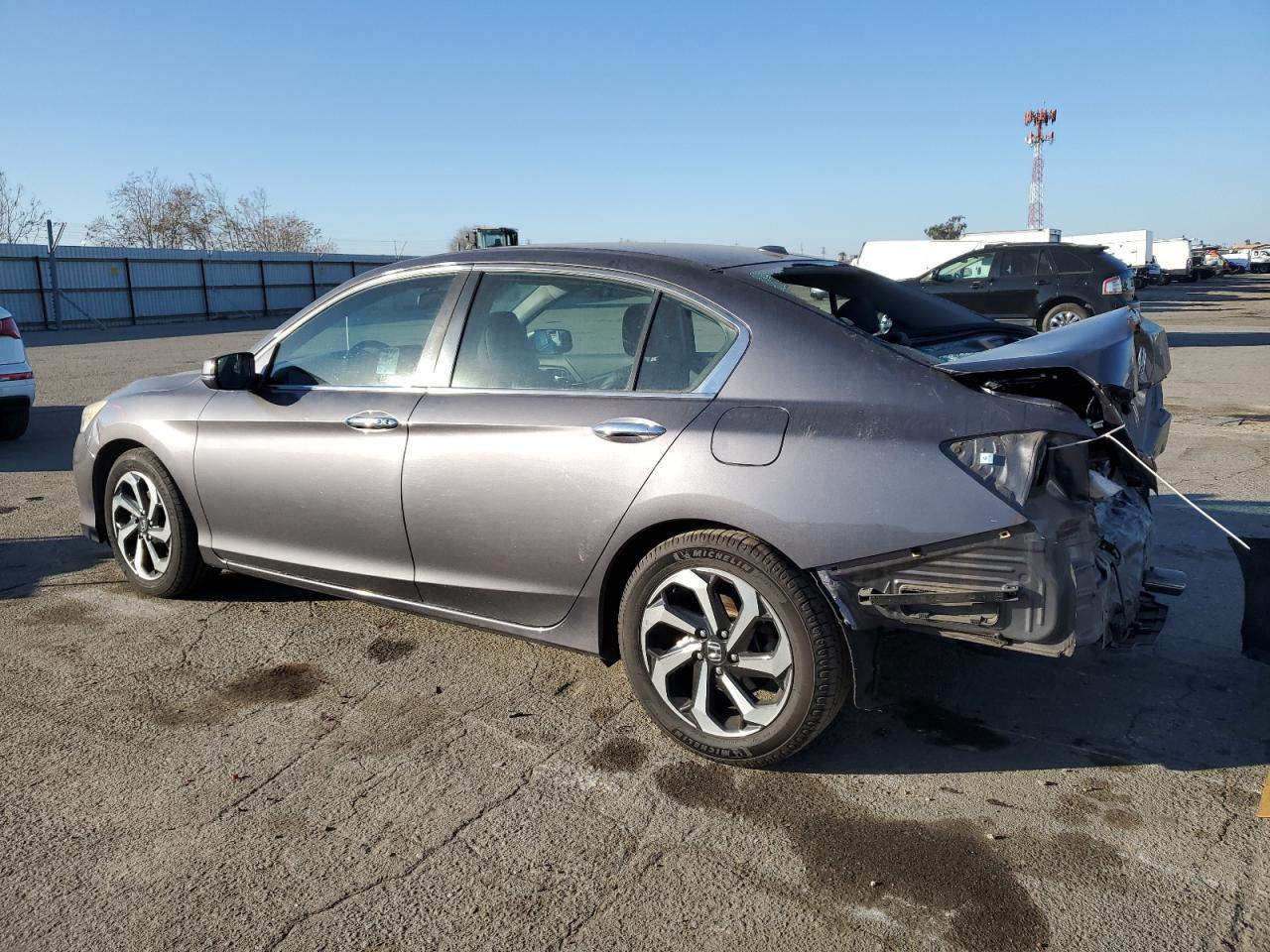 VIN 1HGCR2F88HA043908 2017 HONDA ACCORD no.2