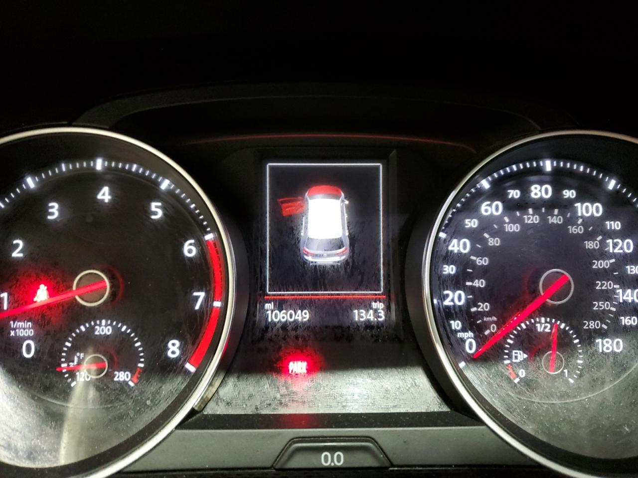 2017 Volkswagen GTI - Image 9