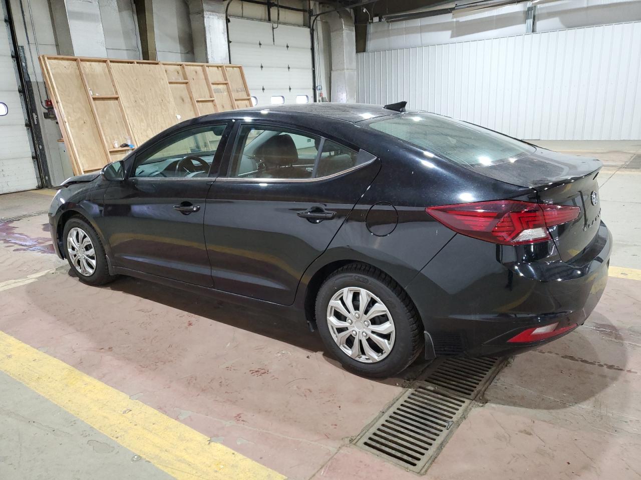 2020 Hyundai Elantra - Image 2