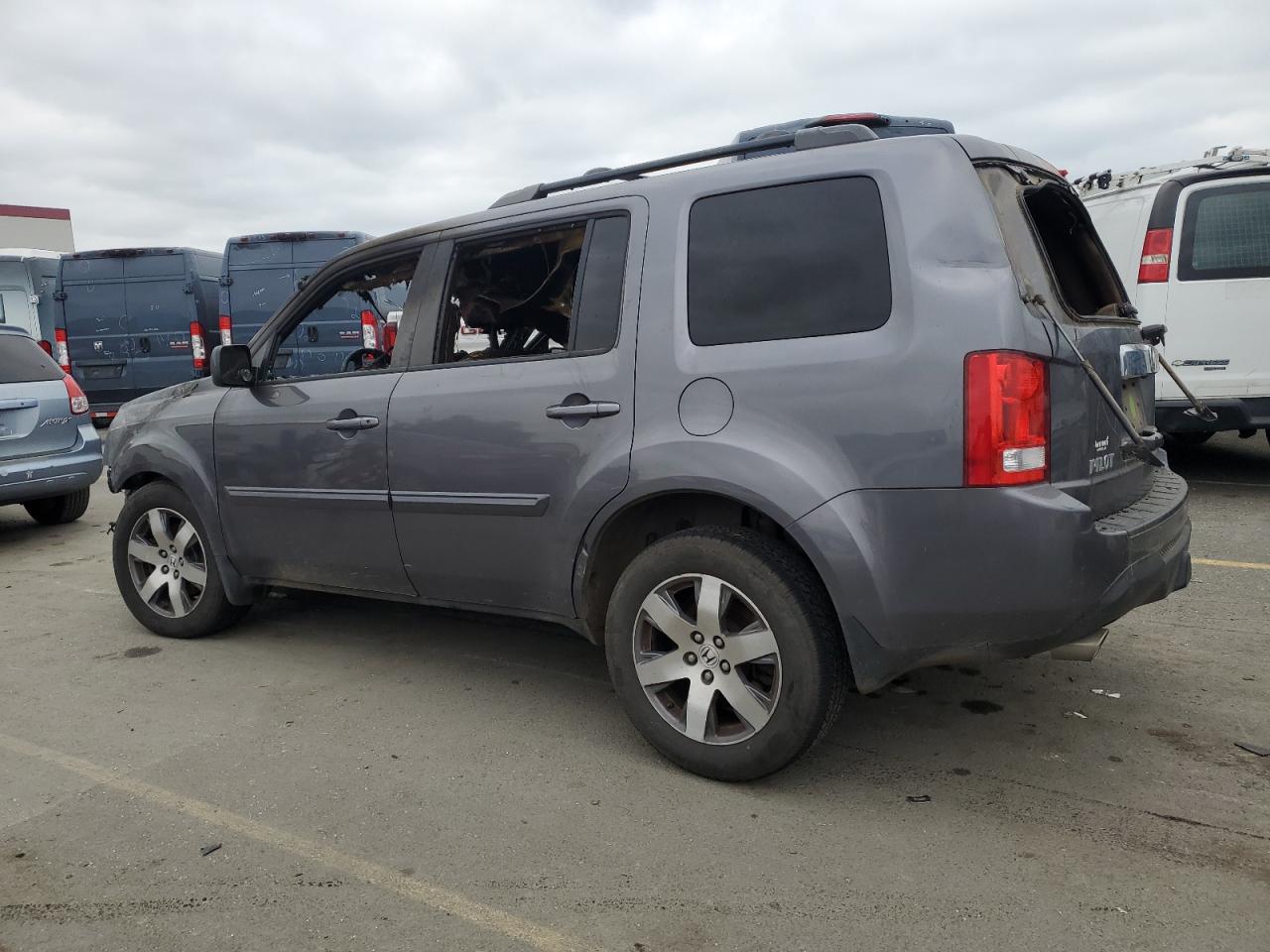 2014 Honda Pilot - Image 2