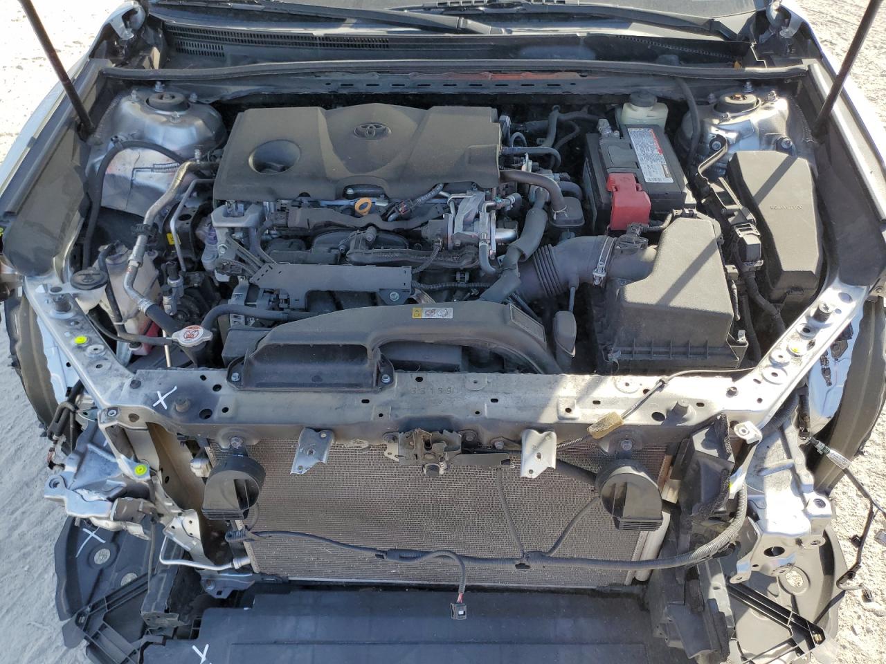 2018 Toyota Camry - Image 13