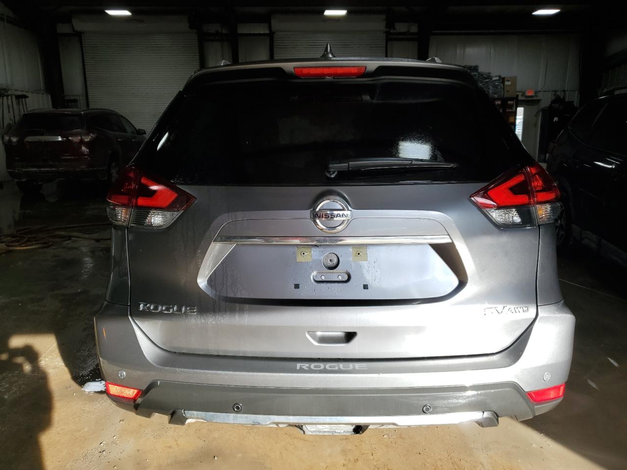 KNMAT2MV2KP557709 NISSAN ROGUE 2019
