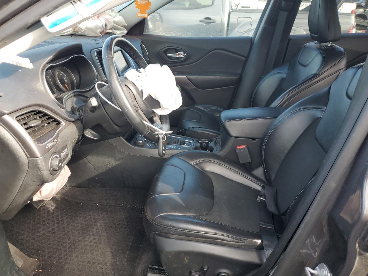 2019 Jeep Grand Cherokee - Image 7