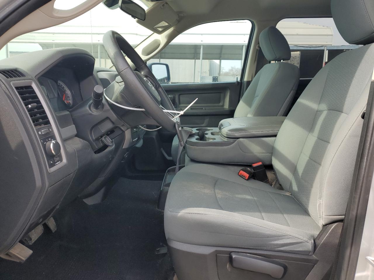2018 RAM 1500 - Image 7