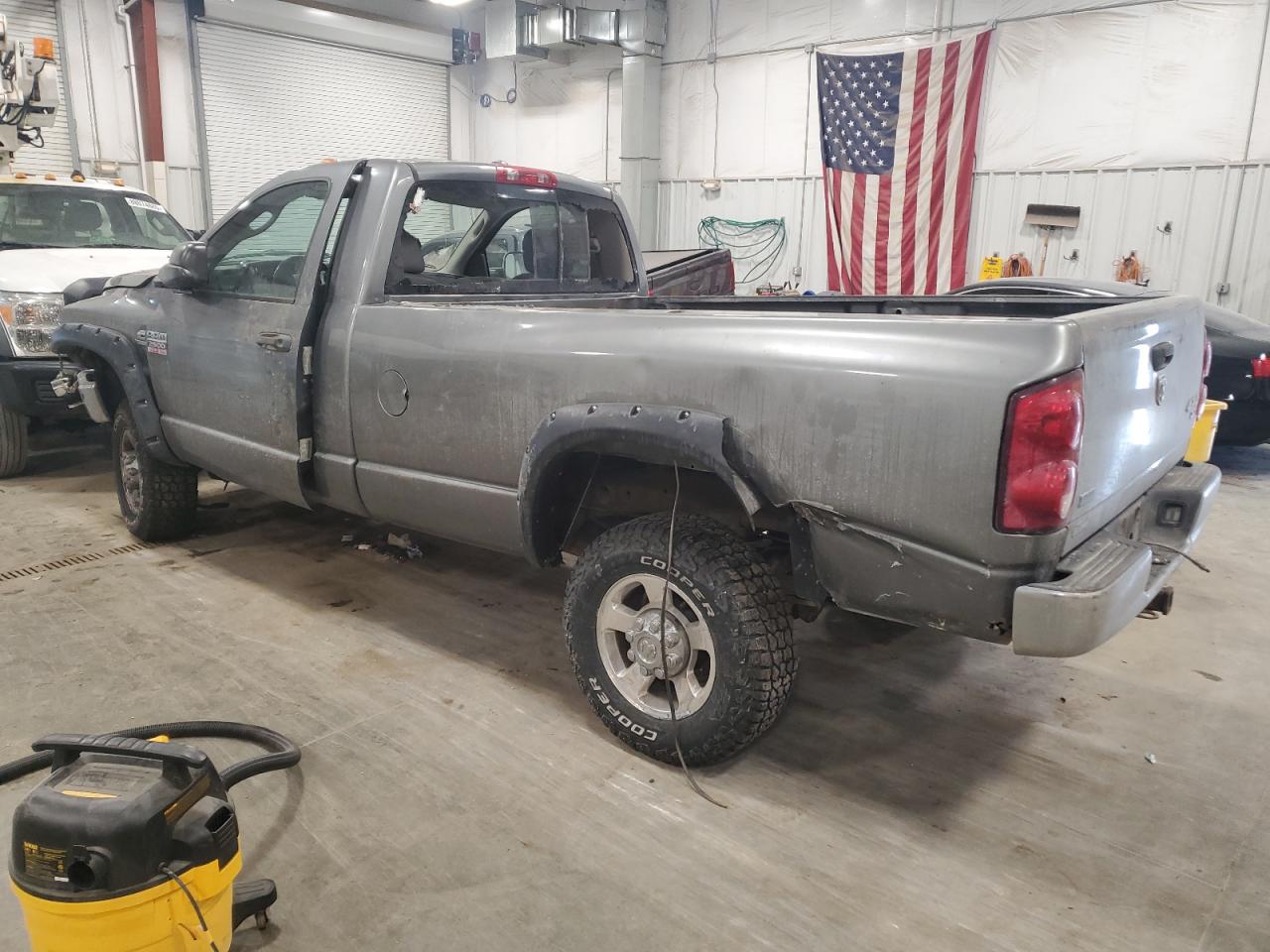 2008 Dodge RAM - Image 2