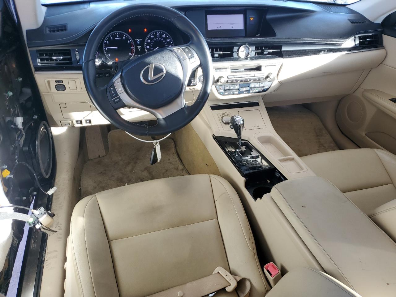 2014 Lexus ES - Image 8