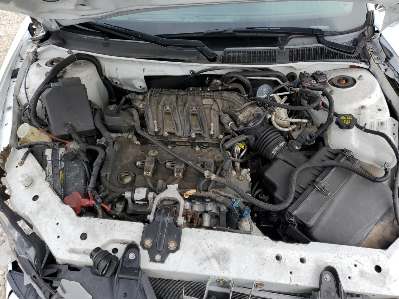 2016 Chevrolet Impala - Image 11