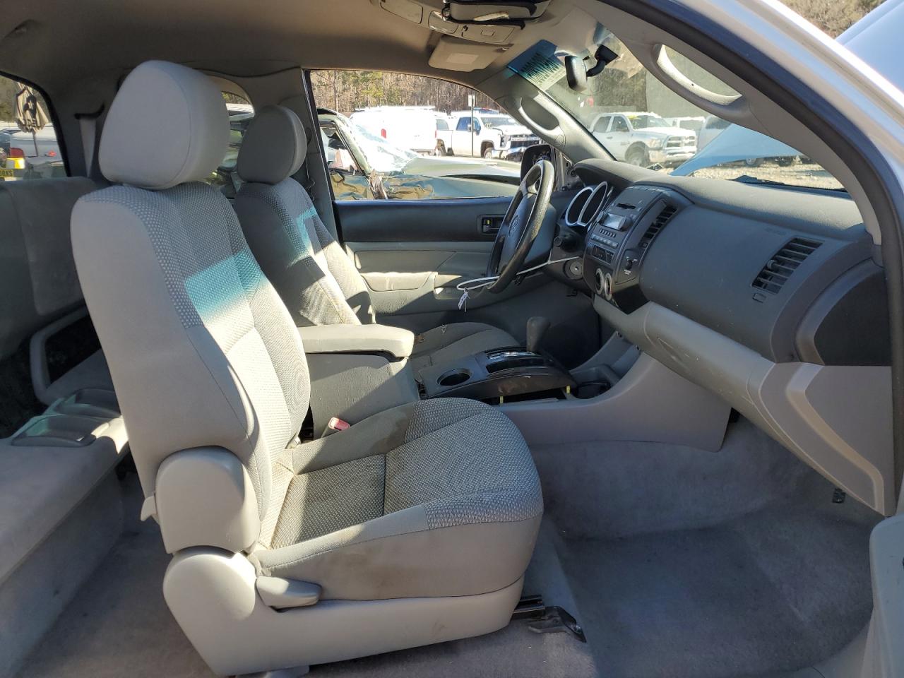 2006 Toyota Tacoma - Image 7