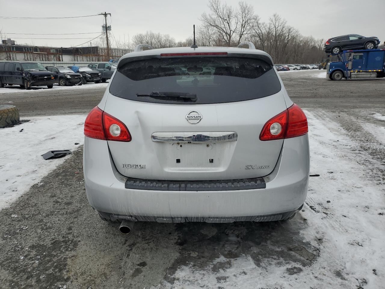 2011 Nissan Rogue - Image 6