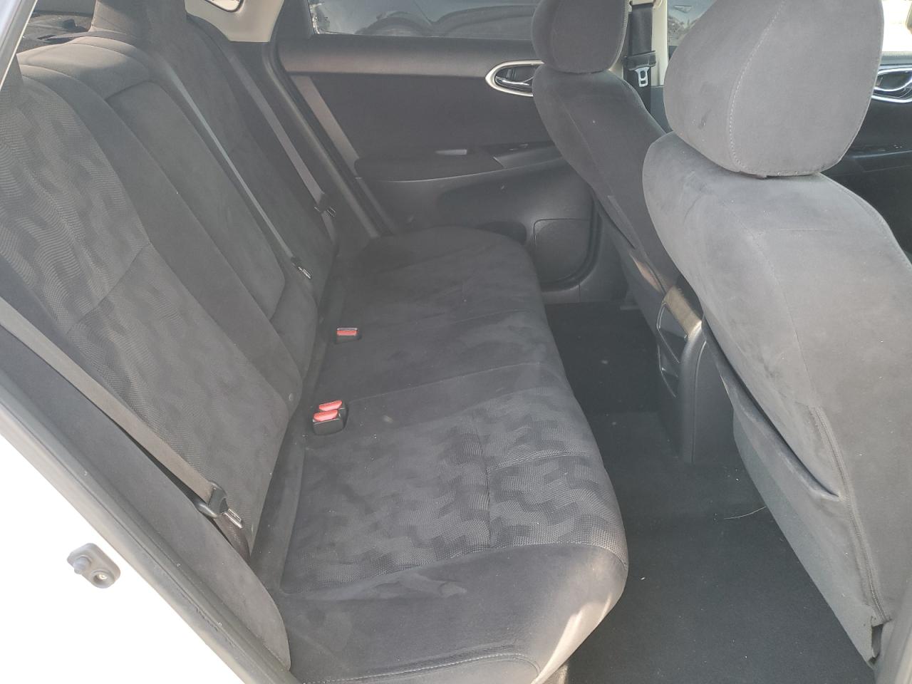 2013 Nissan Sentra - Image 10