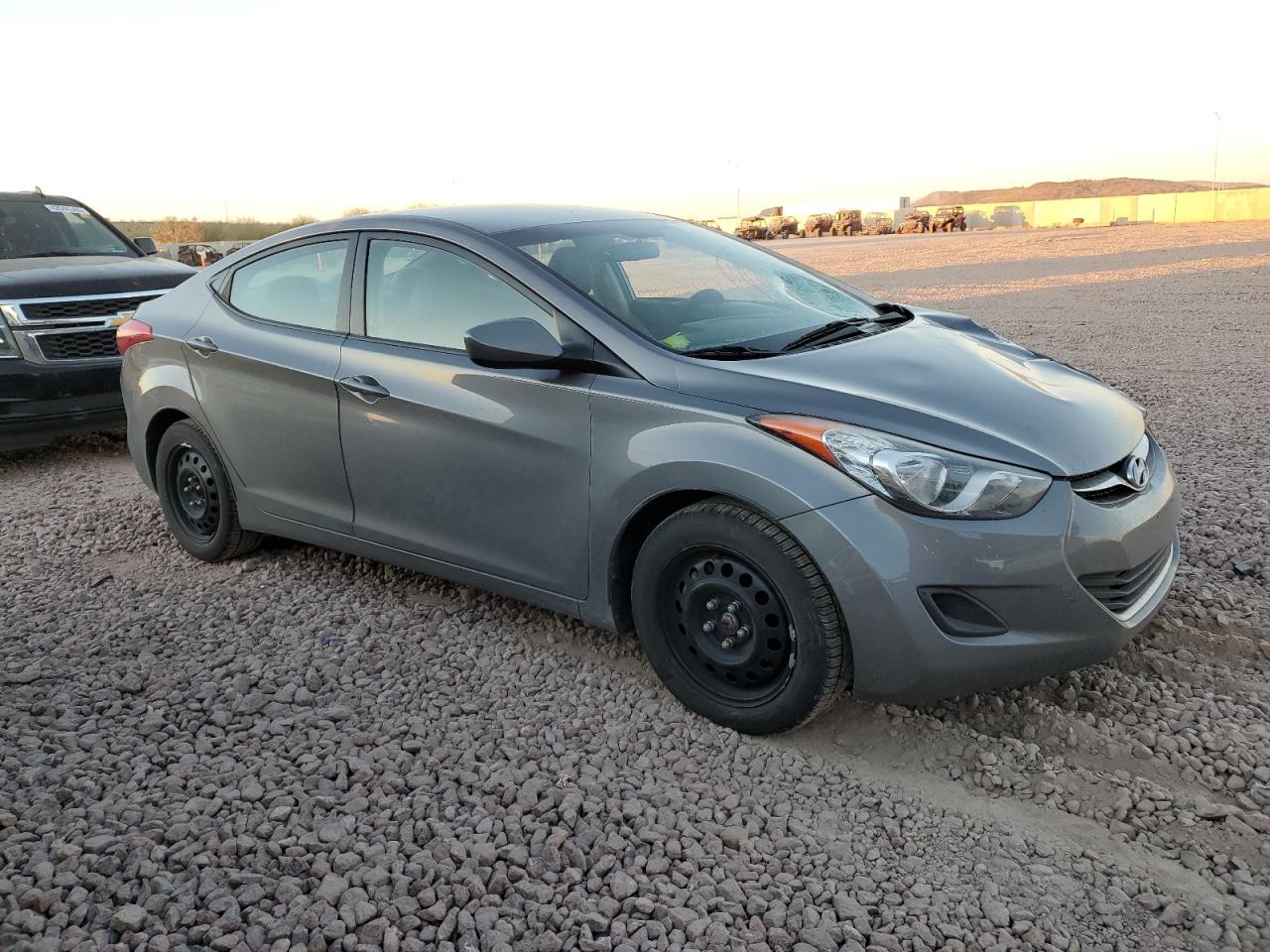 2012 Hyundai Elantra - Image 4