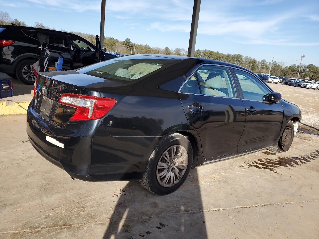 2013 Toyota Camry - Image 3