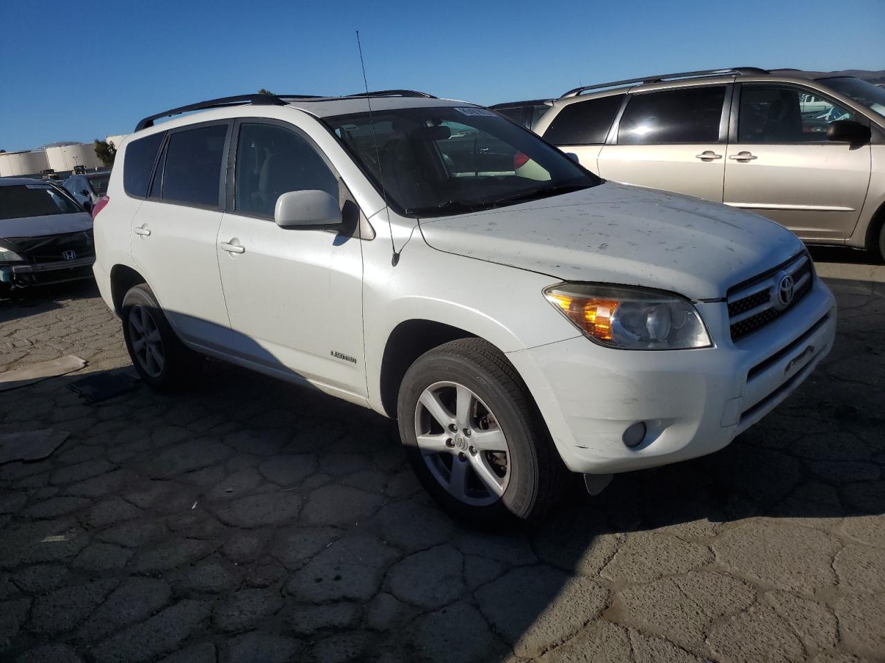 2007 Toyota RAV 4 - Image 4