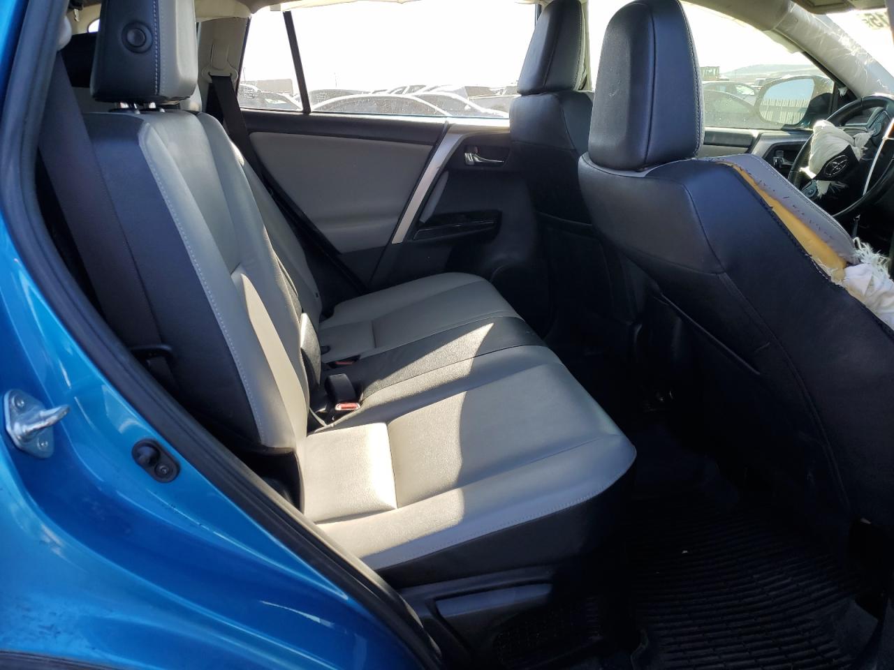 2017 Toyota RAV 4 - Image 10