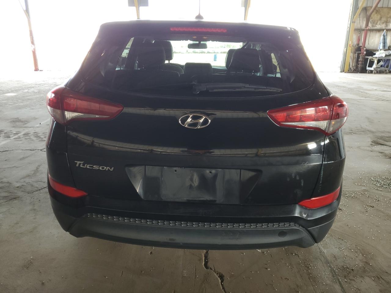 2017 Hyundai Tucson - Image 6