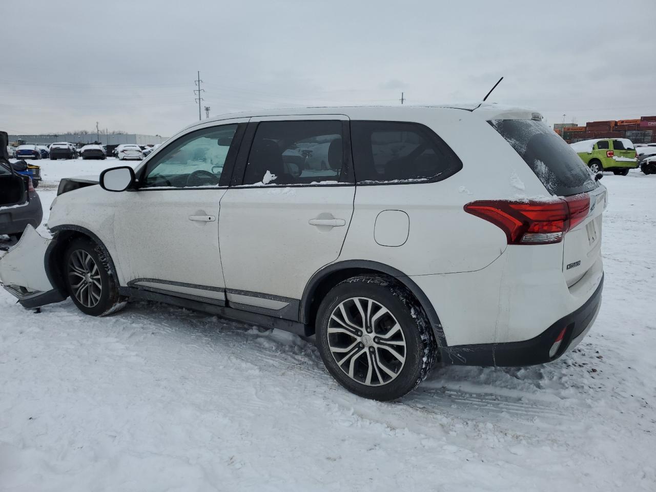 VIN JA4AD2A35GZ064368 2016 MITSUBISHI OUTLANDER no.2