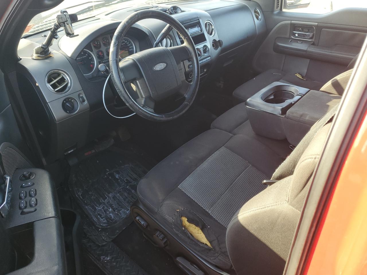 2005 Ford F-150 - Image 8