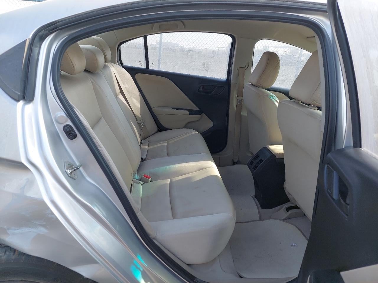 MRHGM6645EP030706 - 2014 Honda CITY - #42265585