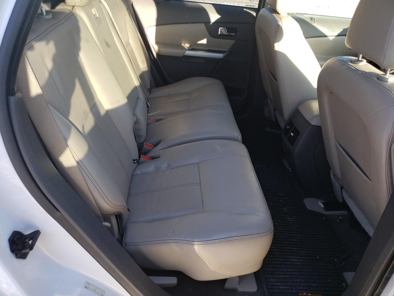 2012 Ford Edge - Image 10