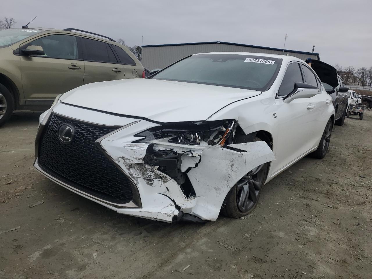 2019 Lexus ES - Image 1