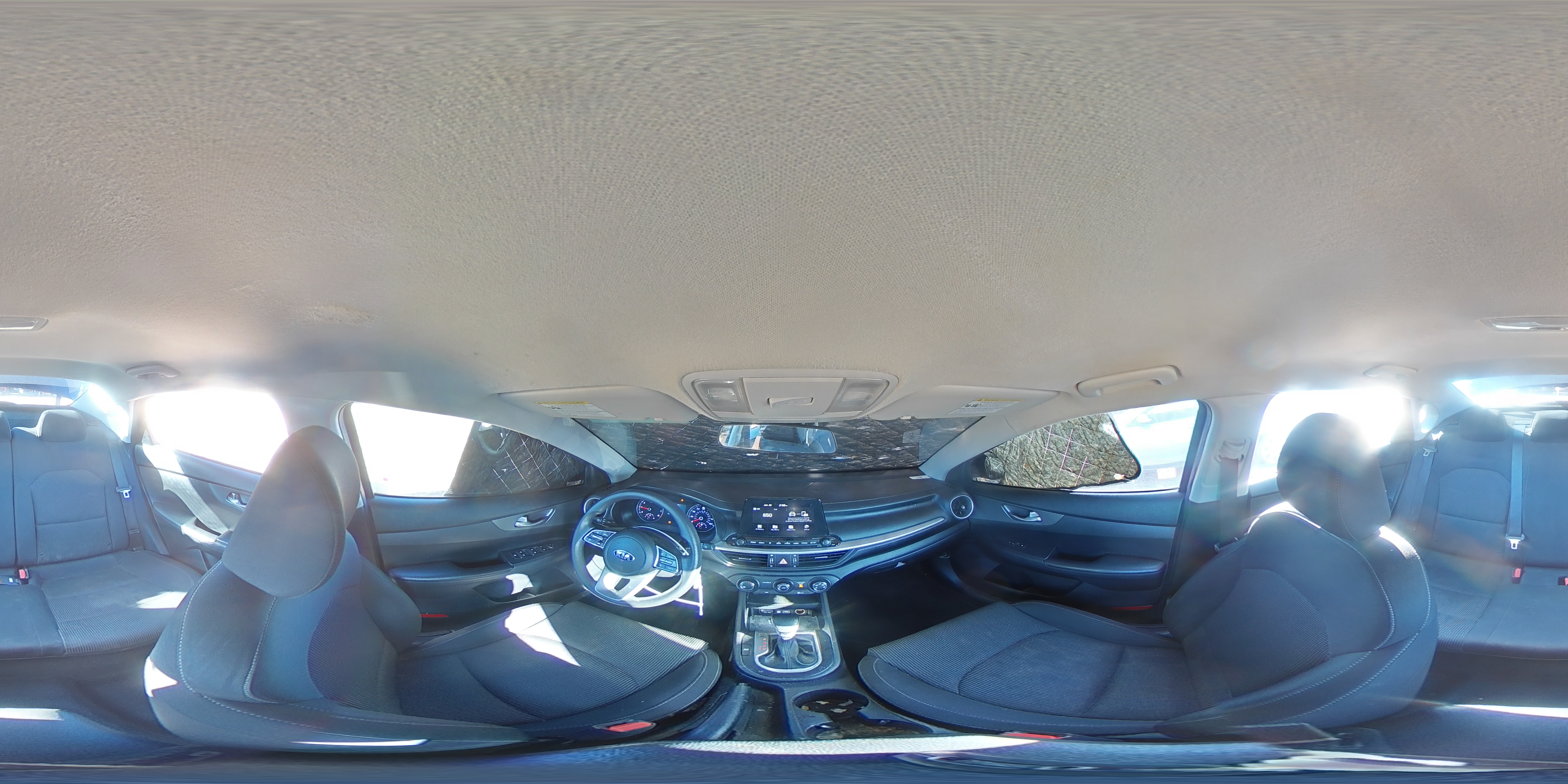 2020 Kia Forte - Image 13