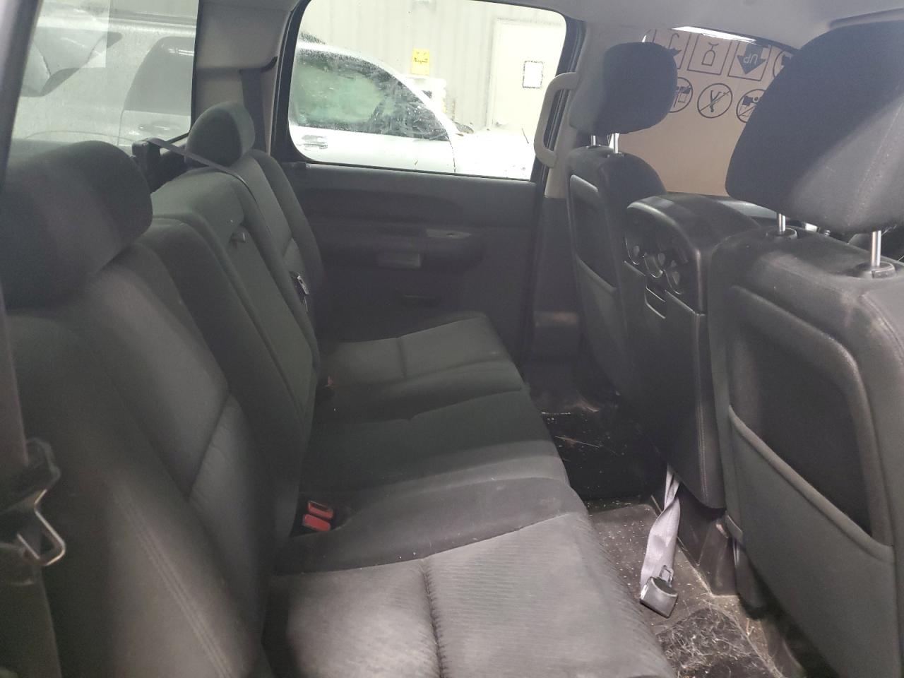 2011 Chevrolet Silverado - Image 10