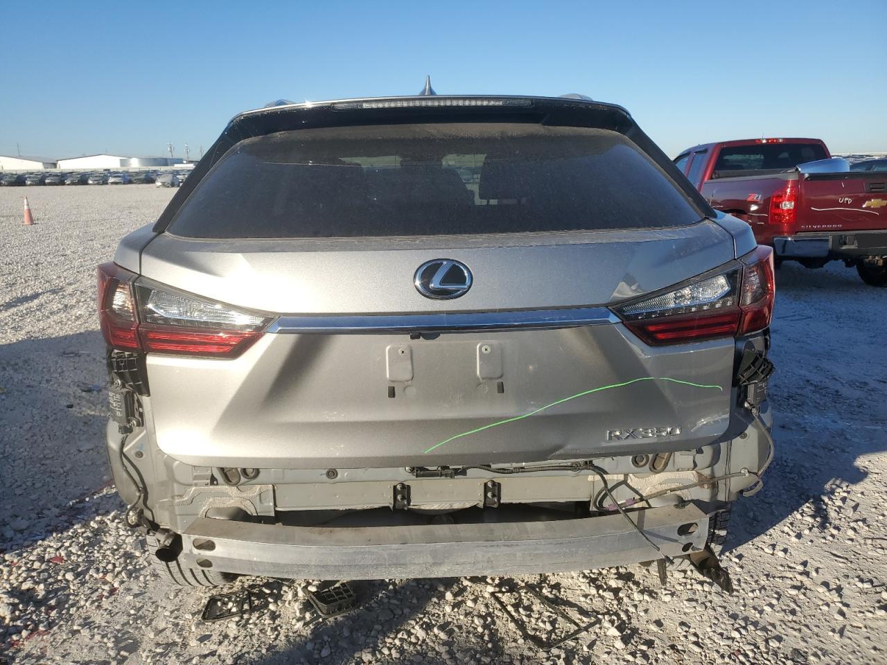 2017 Lexus RX - Image 6