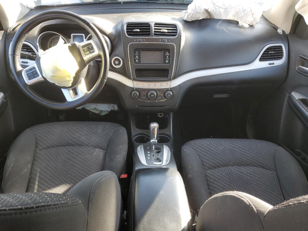 2018 Dodge Journey - Image 8