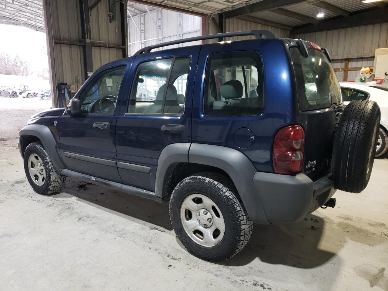 2006 Jeep Liberty (North America) - Image 2