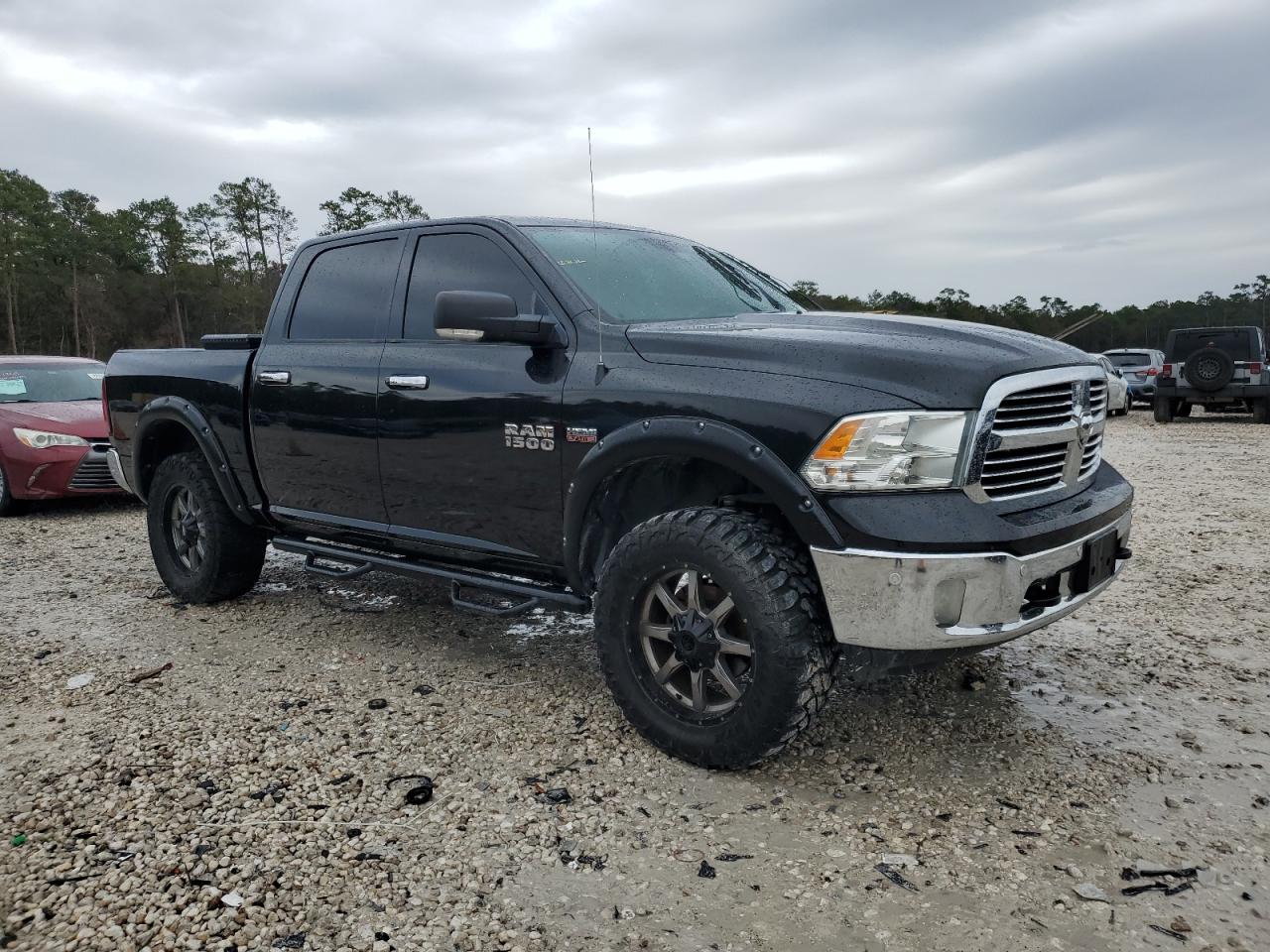 2017 RAM 1500 - Image 4