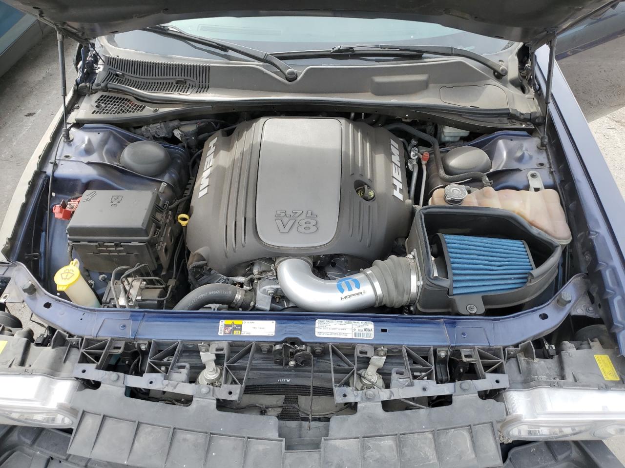 2013 Dodge Challenger - Image 11